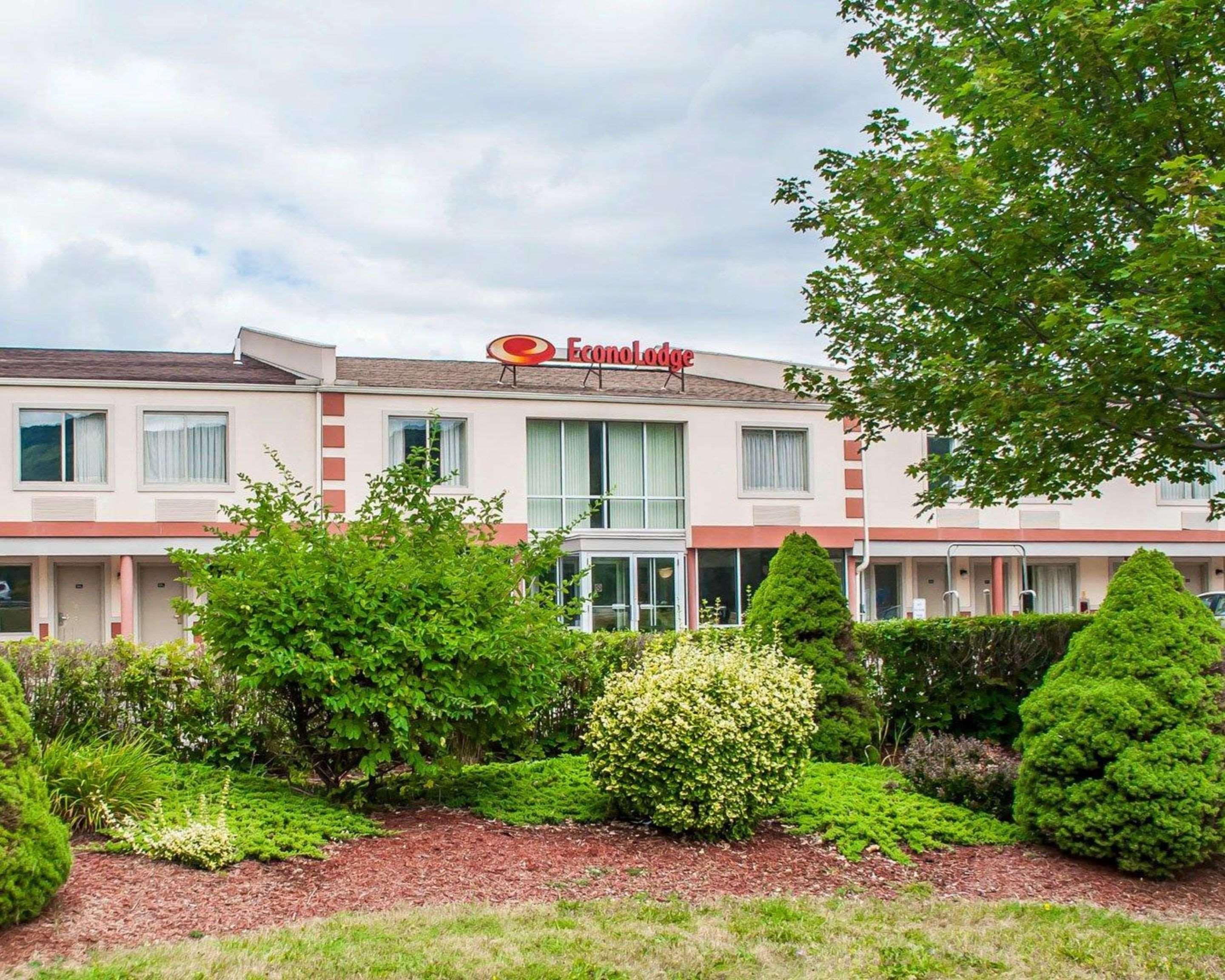 Econo Lodge Elmira-Corning Fisherville Dış mekan fotoğraf