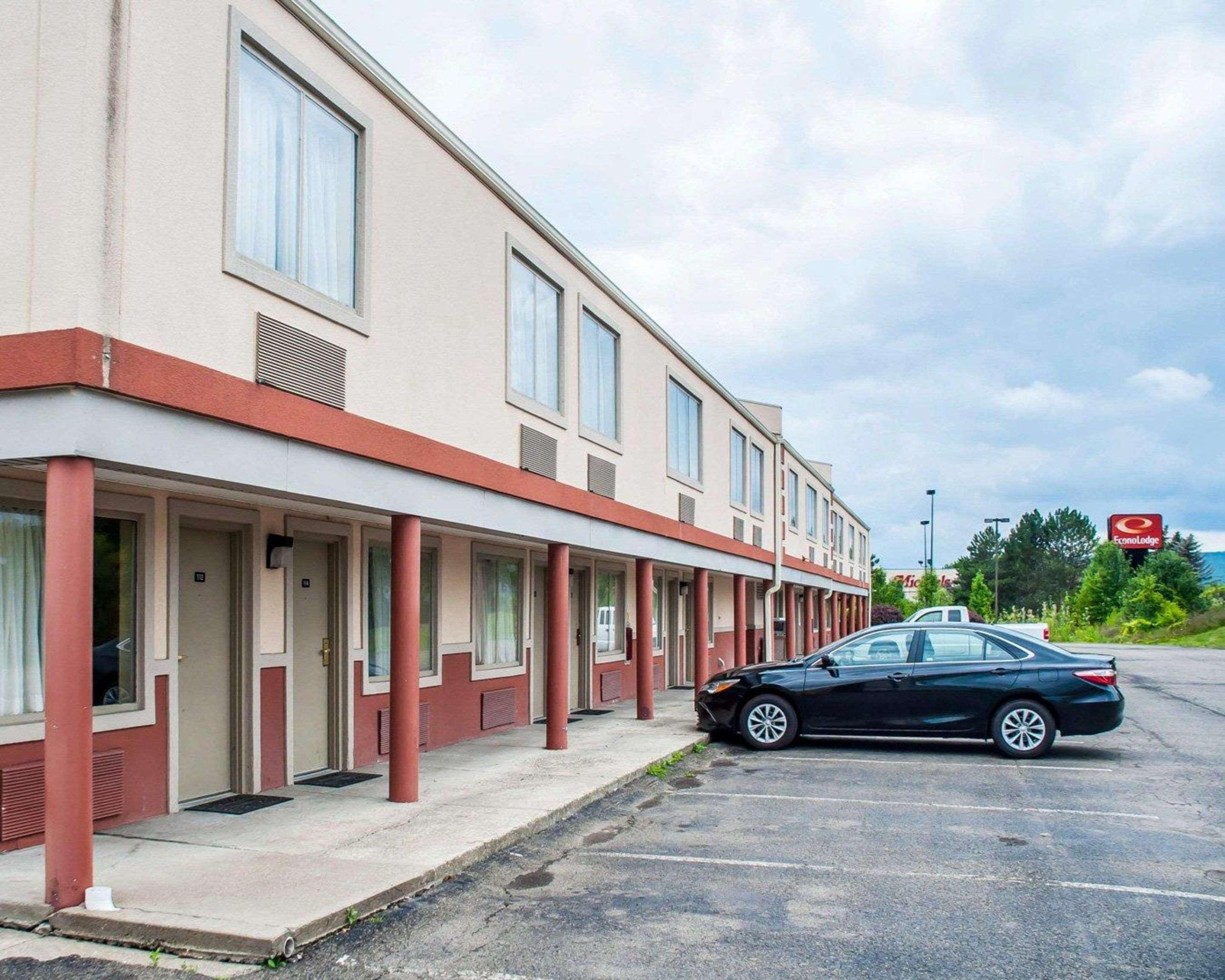 Econo Lodge Elmira-Corning Fisherville Dış mekan fotoğraf
