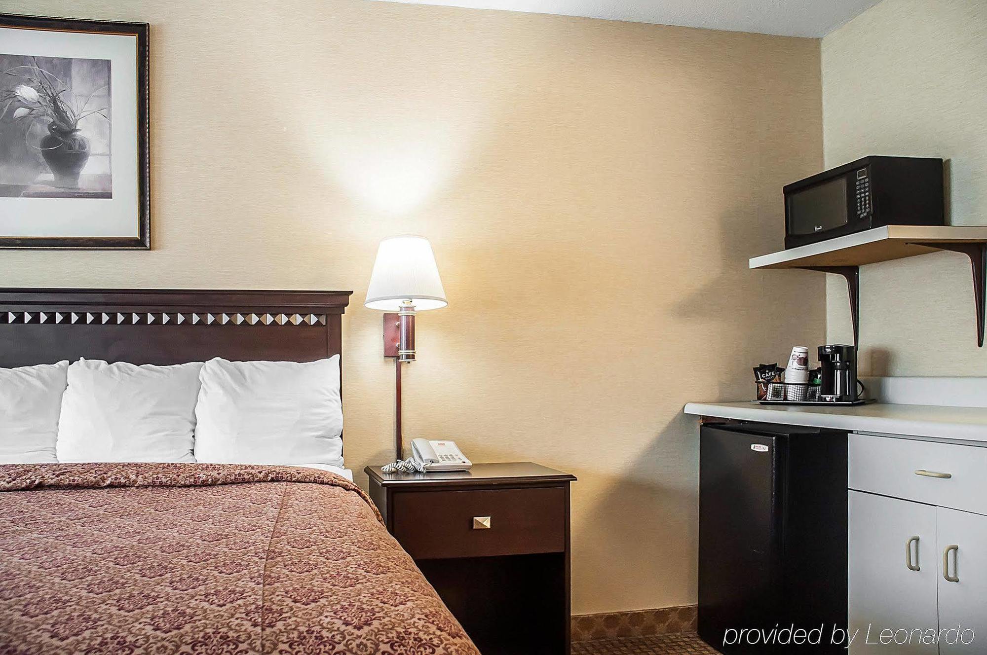 Econo Lodge Elmira-Corning Fisherville Dış mekan fotoğraf